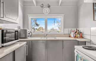 Bay of Plenty - Address withheld