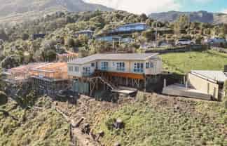 27 Days Road, Lyttelton