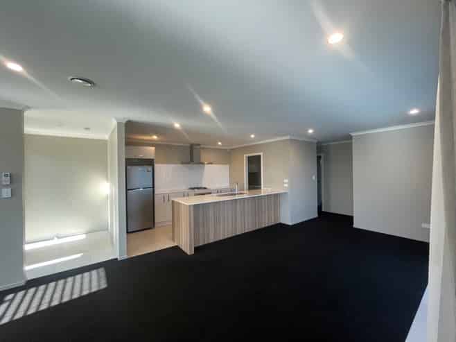2 Pragma Rise, Rototuna North