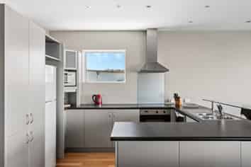 3/90 Customhouse Street, Gisborne