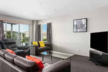 3/90 Customhouse Street, Gisborne