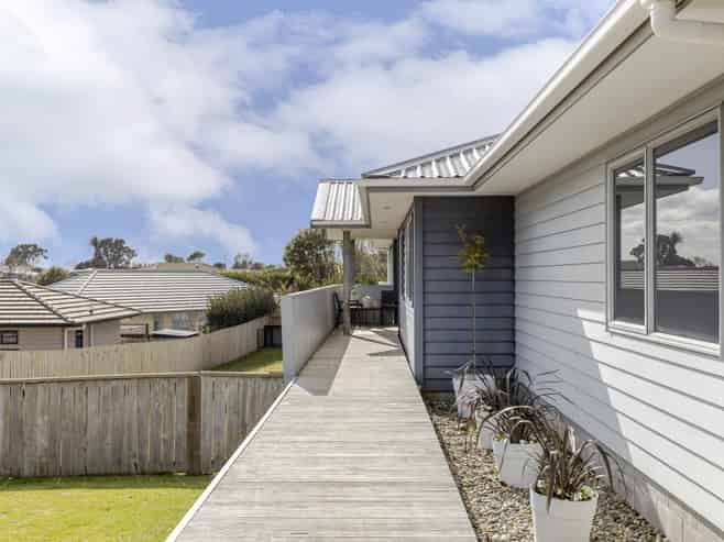 6 Coby Sydney Drive, Bell Block