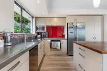 63 Centennial Avenue, Helensburgh