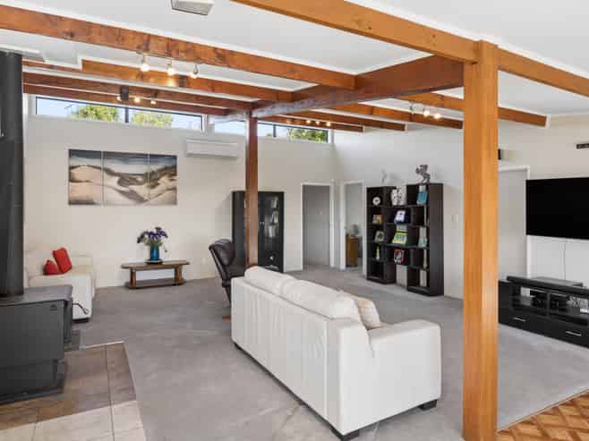 132 Riverview Road, Huntly