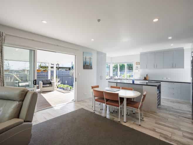 909A Maraekakaho Road, Camberley