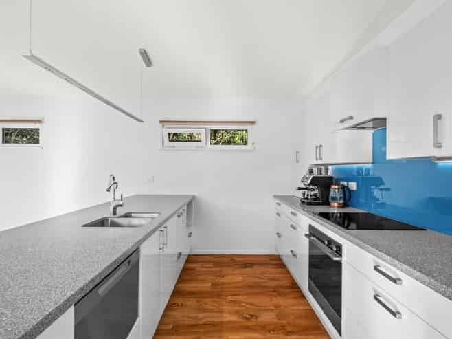 24 Fovant Street, Russley