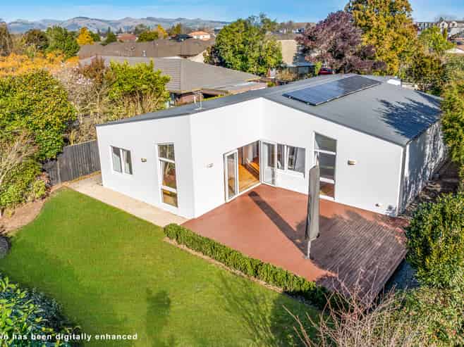 24 Fovant Street, Russley