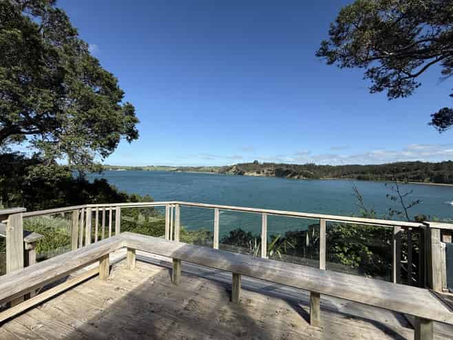 7 Ferry Road, Stanmore Bay