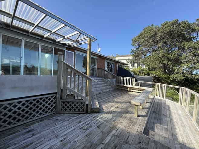 7 Ferry Road, Stanmore Bay
