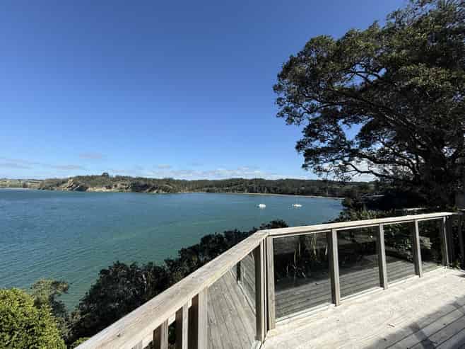 7 Ferry Road, Stanmore Bay