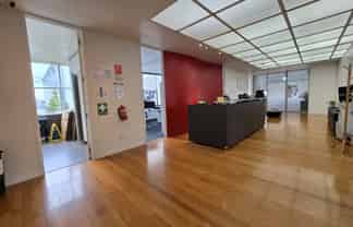 Functional office in Eden Terrace