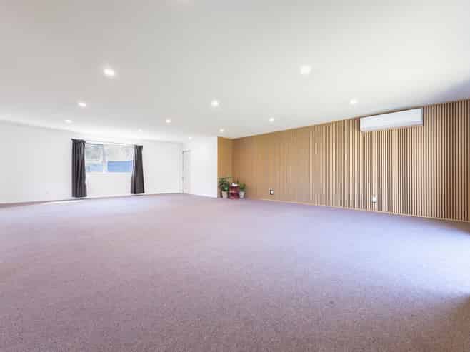 22 Cypress Grove, Paraparaumu