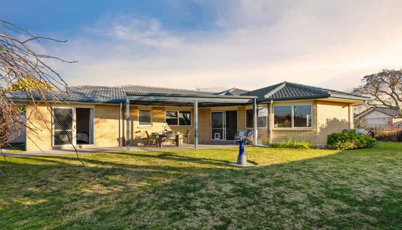 1 Ranfurly Terrace, Pyes Pa