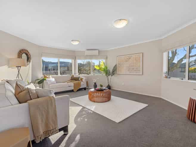 1 Ranfurly Terrace, Pyes Pa