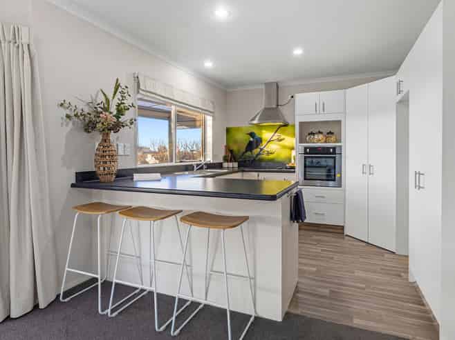 1 Ranfurly Terrace, Pyes Pa