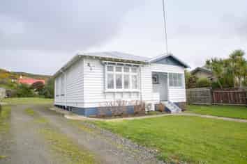 12 Foyle Street, Bluff