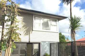 11 Arrow Road, Forrest Hill