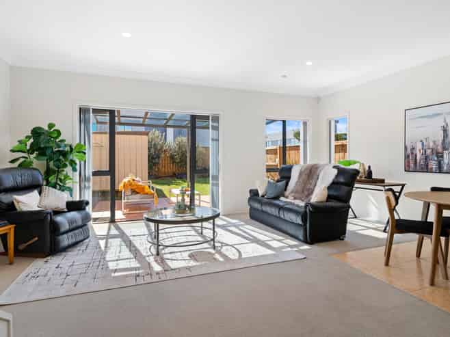 13/94 Huntington Drive, East Tamaki