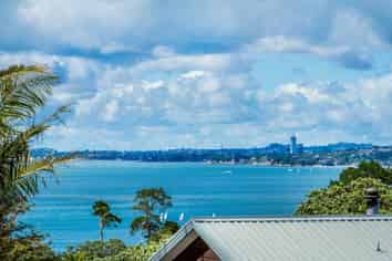 39 Toroa Street, Torbay