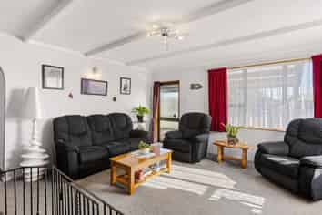 137 Derby Street, WESTPORT