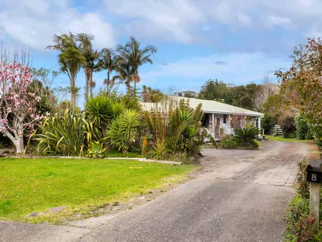 8 Parkland Place, Whitianga