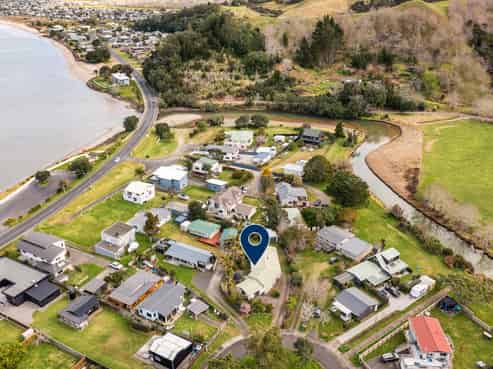 8 Parkland Place, Whitianga