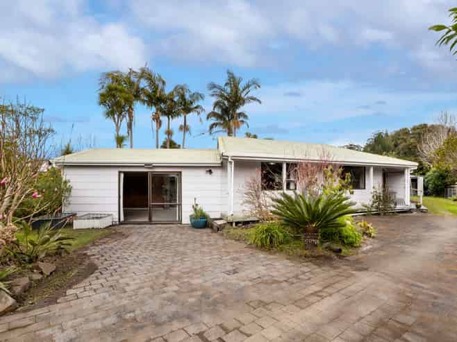 8 Parkland Place, Whitianga