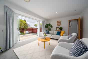 10 Mallard Grove, Churton Park