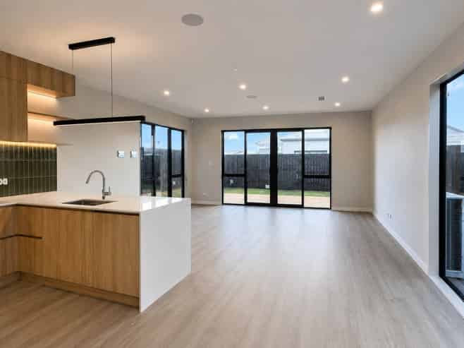6 Lamont Street, Milldale