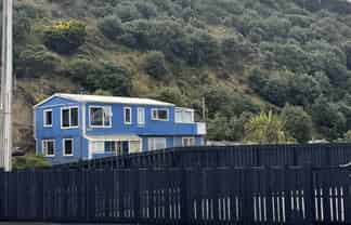 66 Owhiro Bay Parade, Owhiro Bay