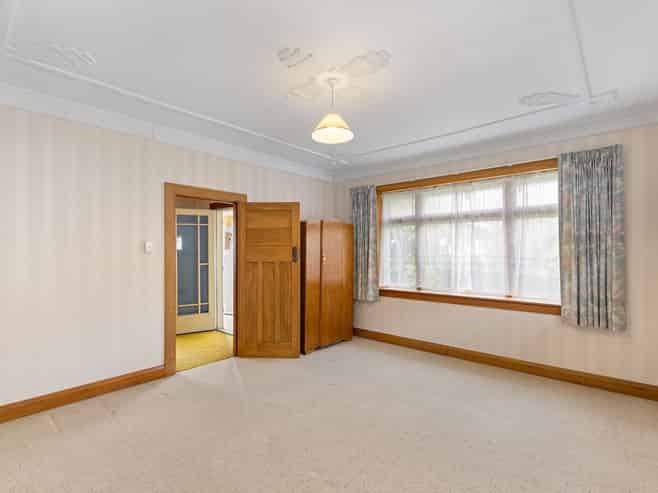 54 Miro Street, Takaro