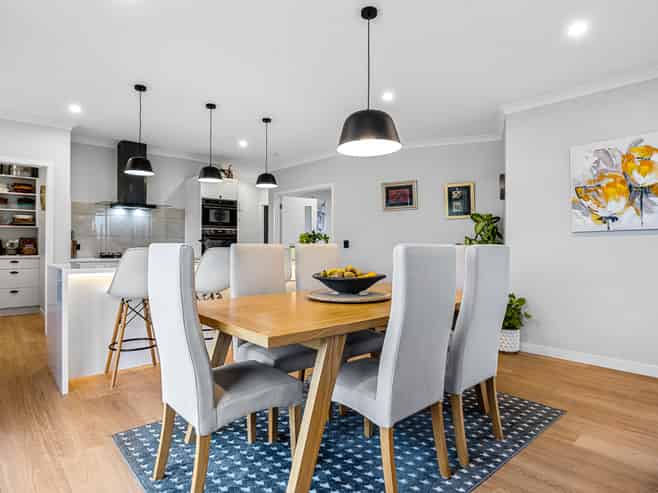 21 Copper Beech Road, Woodend