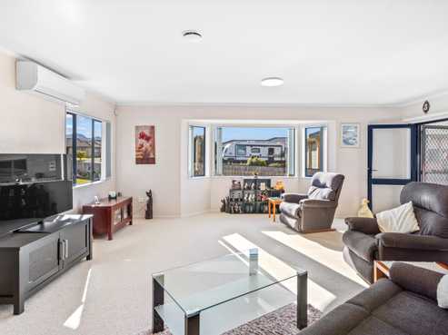 20 Elm Place, Tikipunga