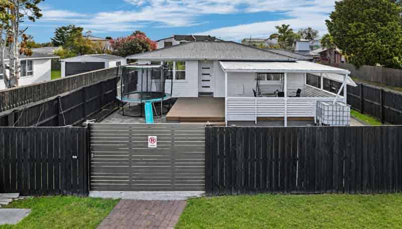 1/21 Harper Street, Papakura