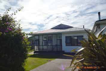83 Russell St, Westport