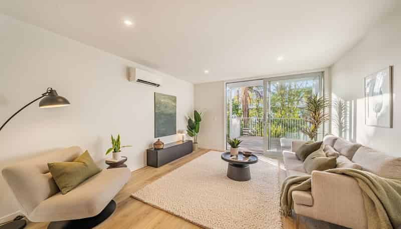 Unit 11/1 Nikau Grove, Woburn