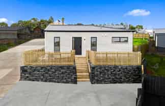 7 Harakeke Lane, Orewa