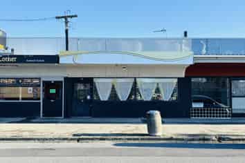 Entry-Level Freehold Neighbourhood Retail