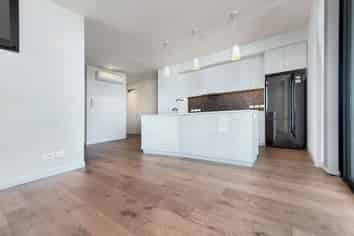 223 Green Lane West, Epsom