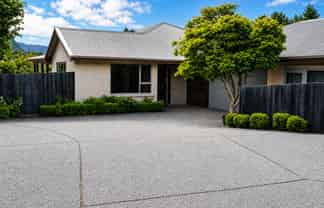 82 Meadowstone Drive, Wanaka