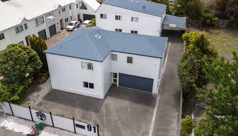 2/91 Brockworth Place, Riccarton