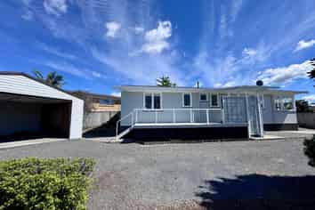 12 Maire Street, Tikipunga