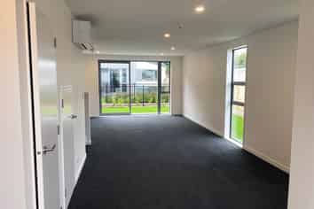 1/130 Richmond Street, Petone