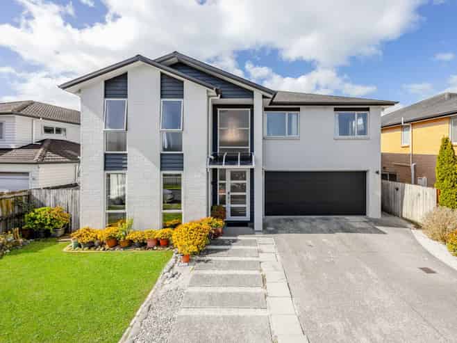 10 Helianthus Avenue, Flat Bush