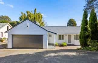 20B Queenstown Road, Hillsborough