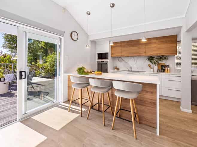 20B Queenstown Road, Hillsborough