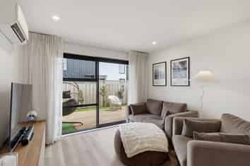 2/164 Bordesley Street, Phillipstown