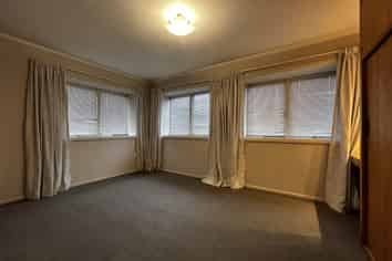 12-1054 Colombo Street, Saint Albans