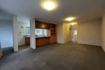 12-1054 Colombo Street, Saint Albans
