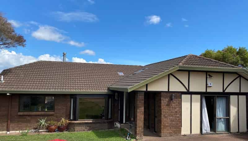 7 Kookaburra Place, Botany Downs